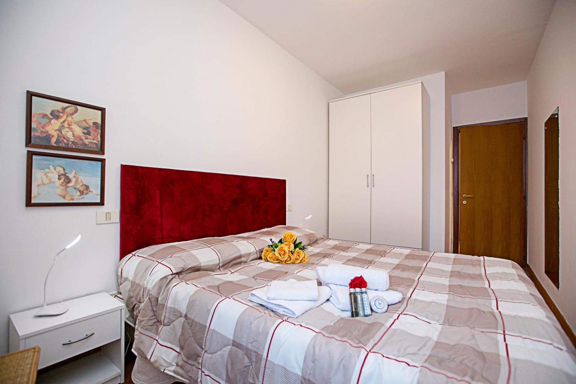 Appartamento Centro Storico Riva 2 - Happy Rentals 外观 照片